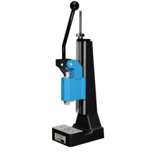 Коленчатый пресс, CL 500 K blue, mäder Pressen